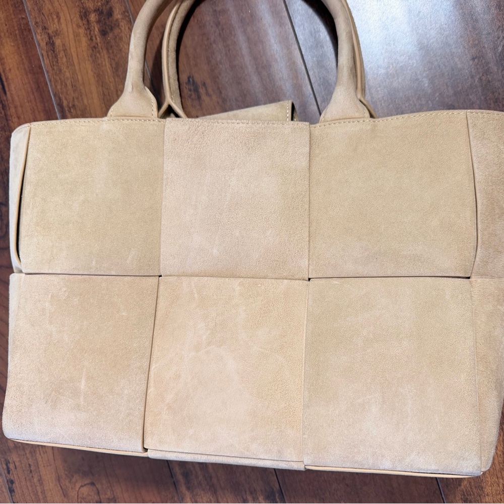 Elegant Tan Suede Tote Bag